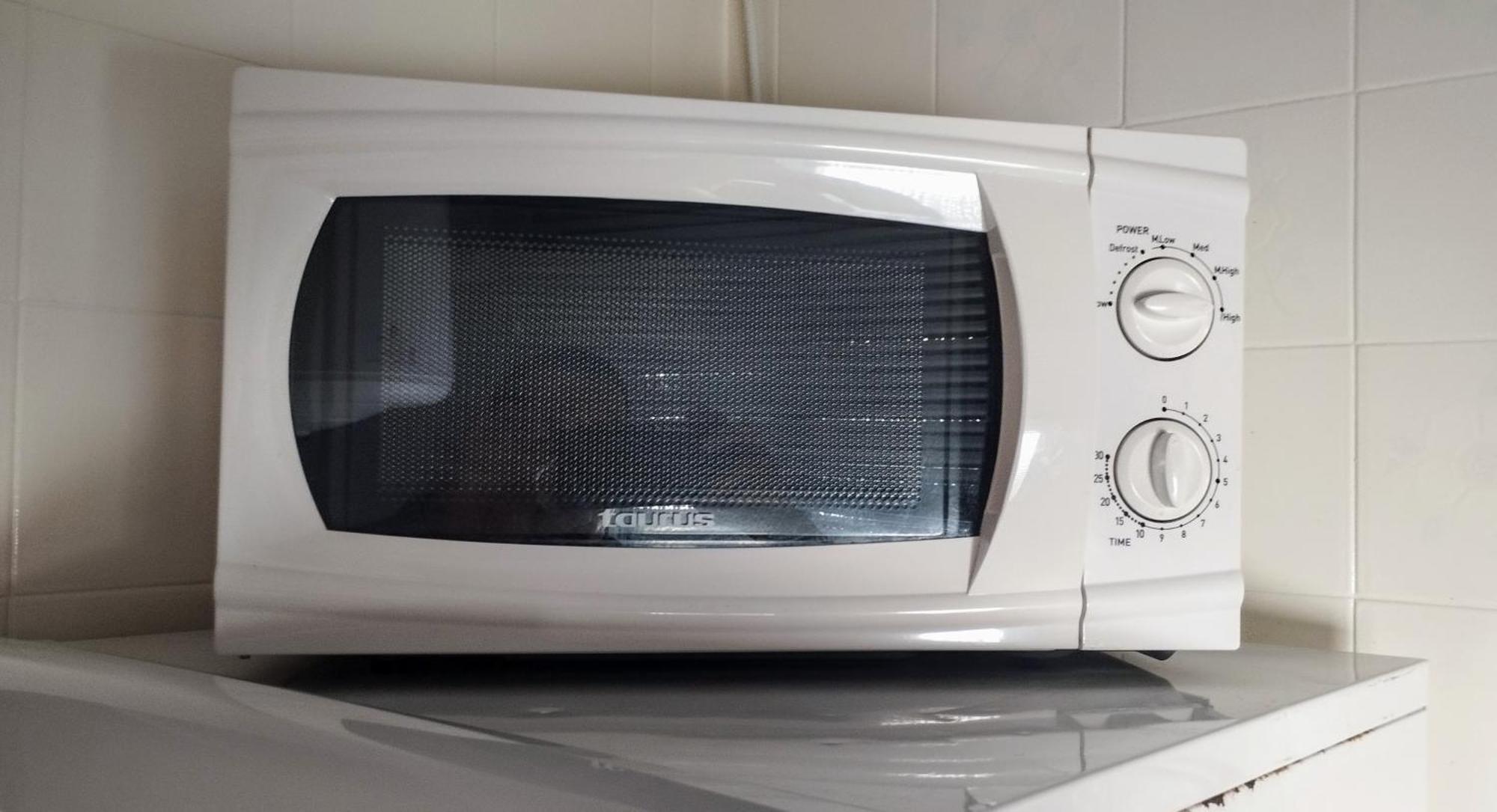 Apartamento 1 Dormitorio Y Salon Con Sofa Cama Bien Comunicado Con El Centro Sevilla Eksteriør bilde